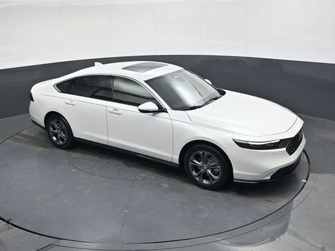 New 2026 Honda Accord EX-L image 19