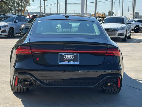 New 2026 Audi RS 7 Performance image 6