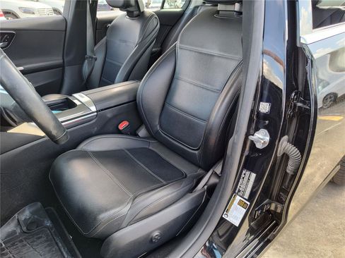 Used 2022 Mercedes-Benz C 300 Sedan image 15