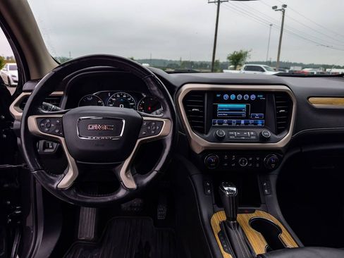 Used 2019 GMC Acadia Denali FWD image 10