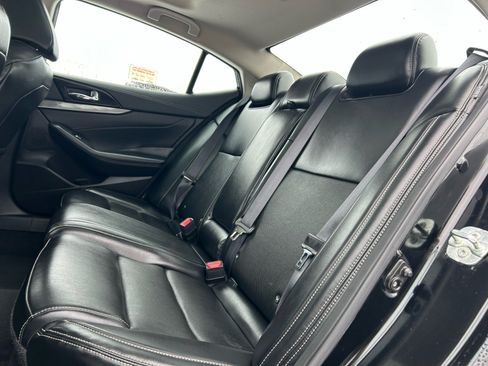 Used 2023 Nissan Maxima SL FWD image 17