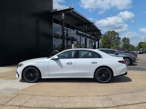 New 2026 Mercedes-Benz E 450 4MATIC Sedan image 3