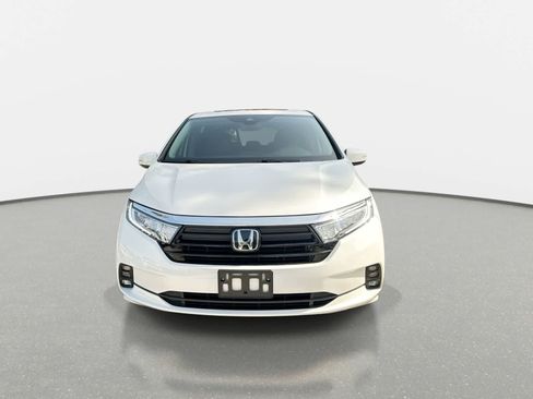 Used 2024 Honda Odyssey EX-L image 3
