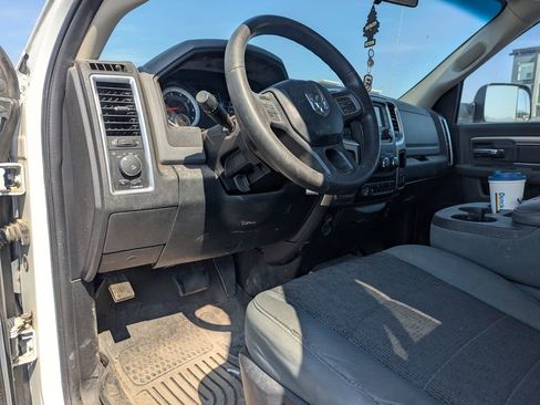 Used 2015 RAM 3500 SLT w/ Protection Group image 15