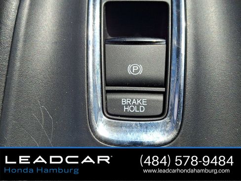 Used 2018 Honda HR-V LX image 21