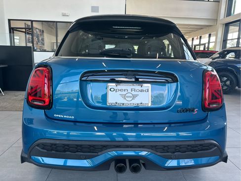 Used 2023 MINI Cooper S FWD image 5
