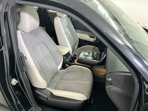 Used 2022 MAZDA MX-30 Electric w/ Premium Package image 26