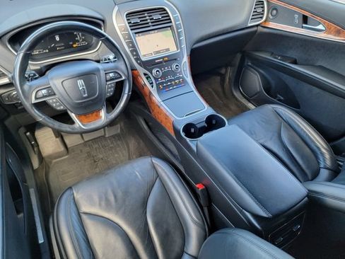 Used 2019 Lincoln Nautilus Reserve AWD/4WD image 38