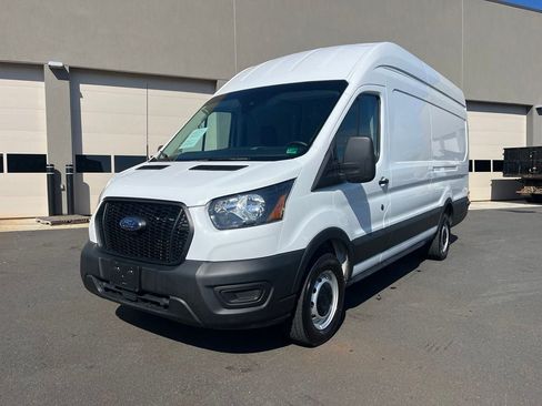 Used 2025 Ford Transit 250 148 High Roof Extended RWD image 3