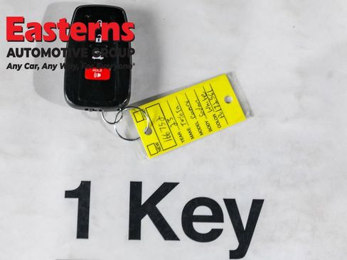 Used 2023 Toyota Camry XSE image 25