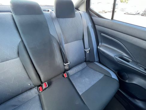 Used 2025 Nissan Versa SV FWD image 37
