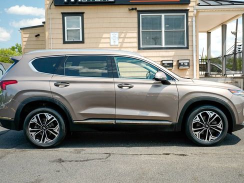 Used 2020 Hyundai Santa Fe Limited AWD/4WD image 4