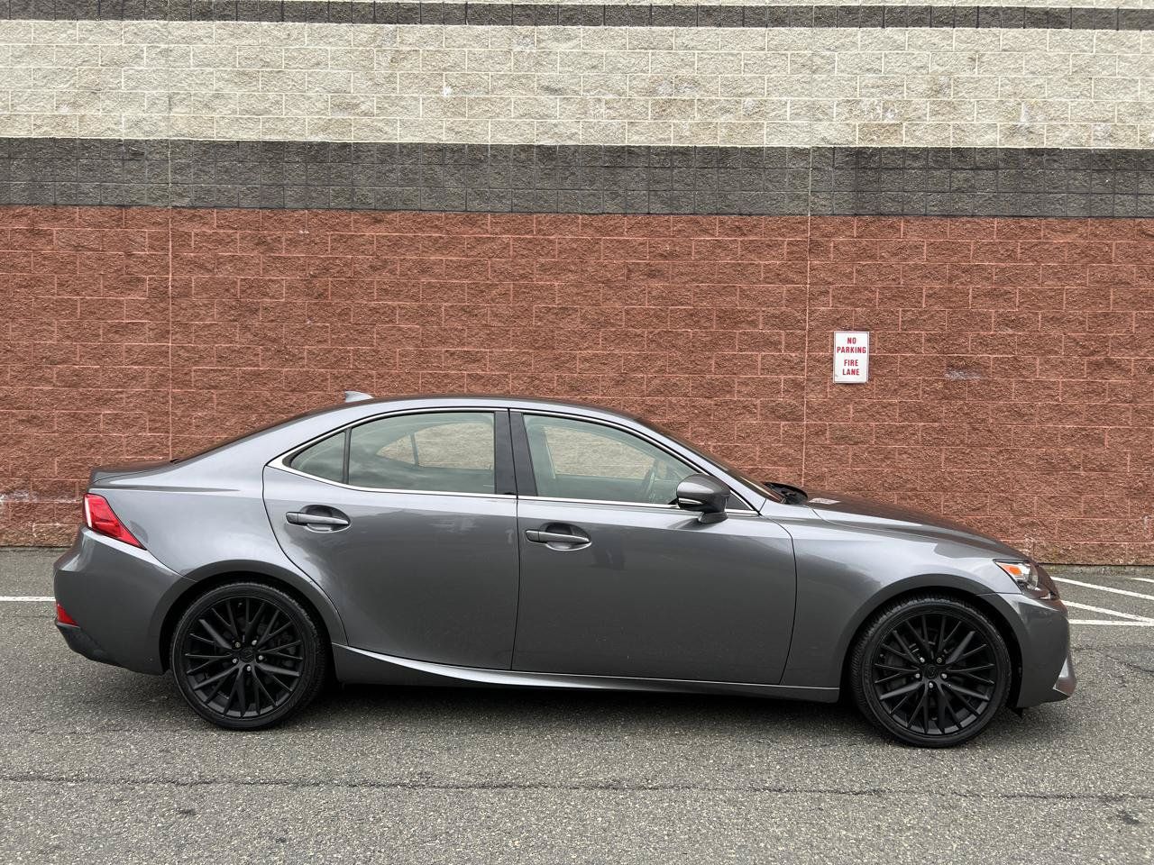Used 2016 Lexus IS 300 AWD w/ Navigation System Package image 7