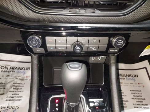 New 2026 Jeep Compass Latitude AWD/4WD image 22