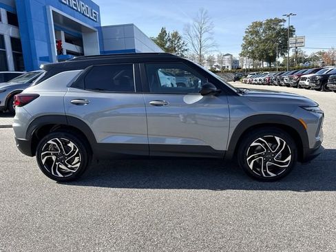 New 2026 Chevrolet TrailBlazer RS w/ Convenience Package image 2