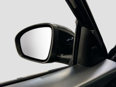 Used 2019 Nissan Altima 2.5 SL FWD image 16