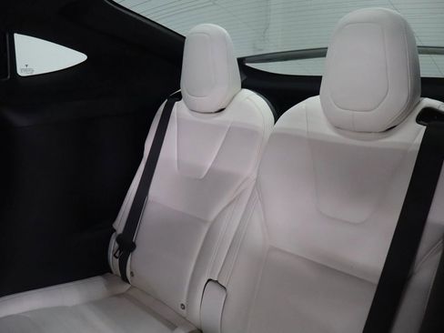 Used 2018 Tesla Model X 100D image 14