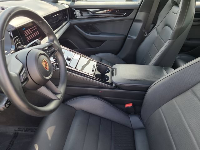 Used 2025 Porsche Panamera w/ Premium Package RWD image 19
