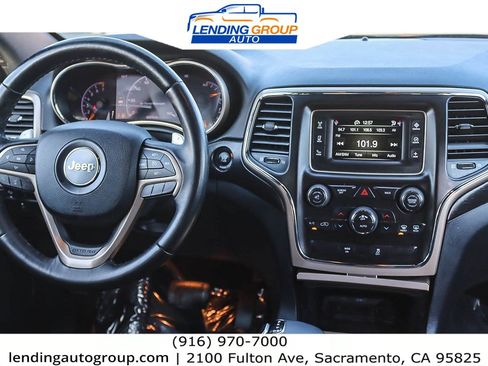 Used 2015 Jeep Grand Cherokee Laredo w/ Quick Order Package 23E image 12