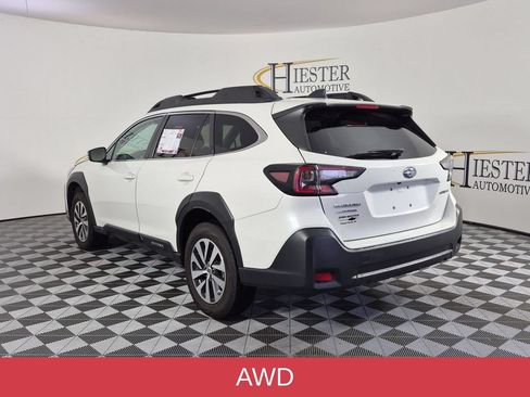 Used 2025 Subaru Outback Premium AWD/4WD image 5