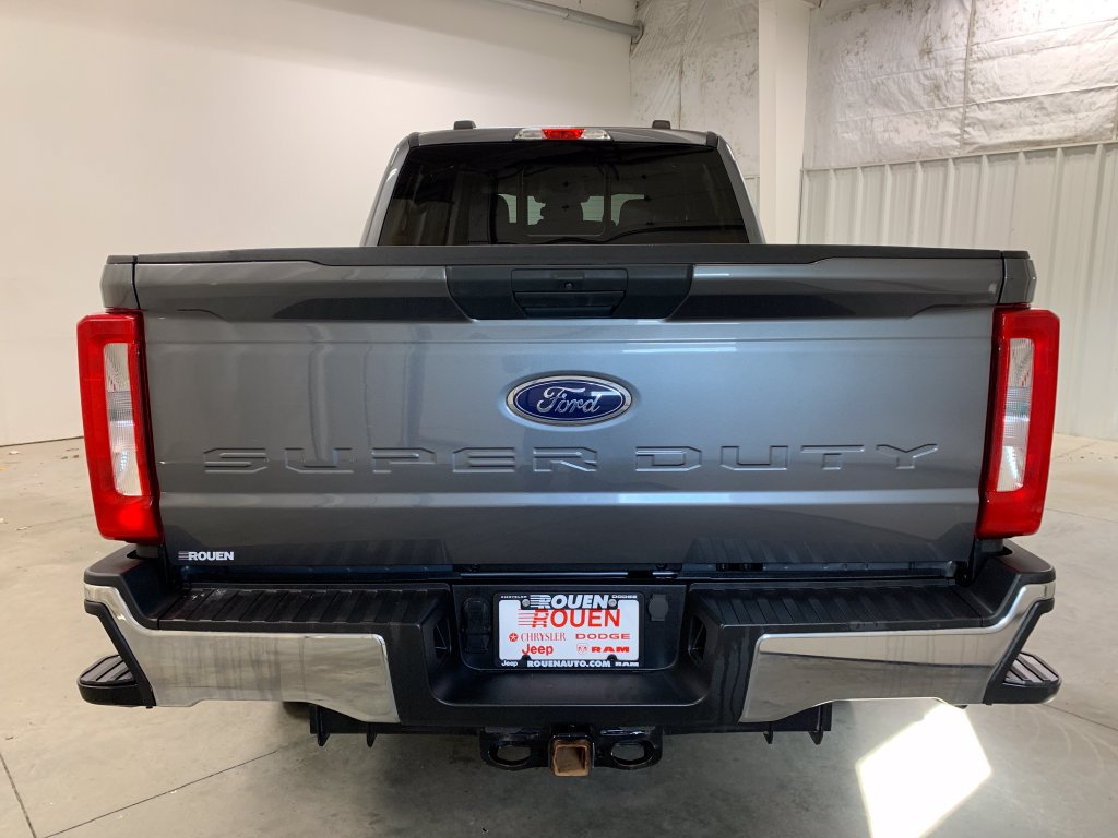 Used 2023 Ford F350 XLT w/ FX4 Off-Road Package AWD/4WD image 6