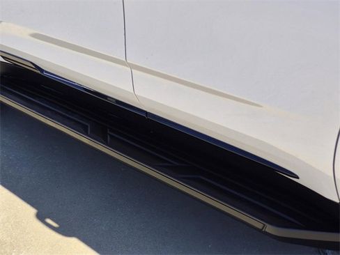 Used 2021 Cadillac Escalade Sport Platinum image 11