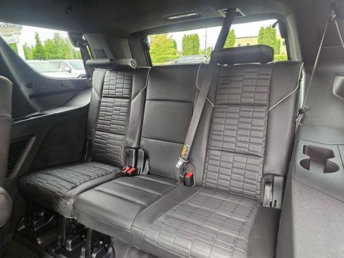 Used 2025 Cadillac Escalade V AWD/4WD image 21