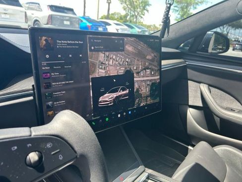 Used 2025 Tesla Model S Plaid image 14