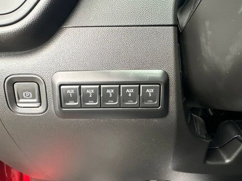 Used 2023 Chevrolet Silverado 2500 Custom w/ Custom Value Package AWD/4WD image 23