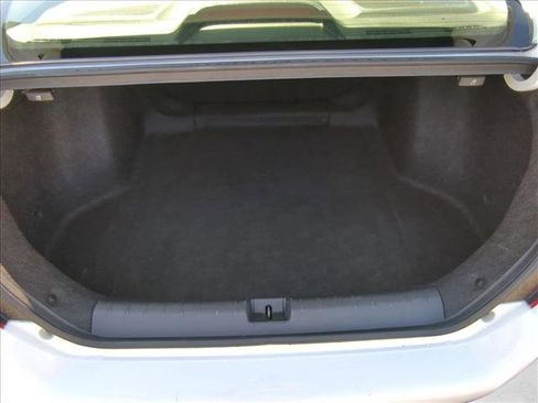 Used 2018 Honda Civic Touring image 6