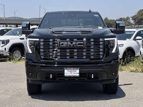New 2026 GMC Sierra 2500 Denali Ultimate w/ Max Trailering Package AWD/4WD image 2