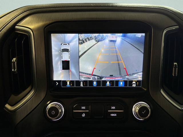 Used 2022 GMC Sierra 2500 Denali AWD/4WD image 30