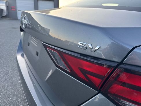 Used 2024 Nissan Sentra SV image 7