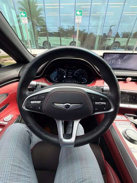 Used 2023 Genesis GV70 2.5T w/ Sport Prestige Package AWD/4WD image 13