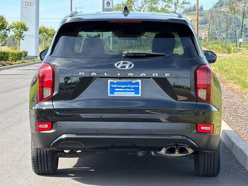 Used 2020 Hyundai Palisade SEL FWD image 4