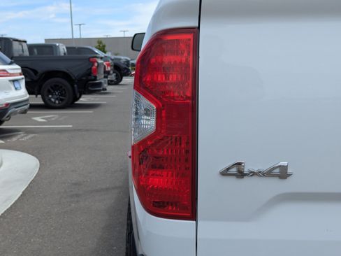 Used 2019 Toyota Tundra SR5 AWD/4WD image 44