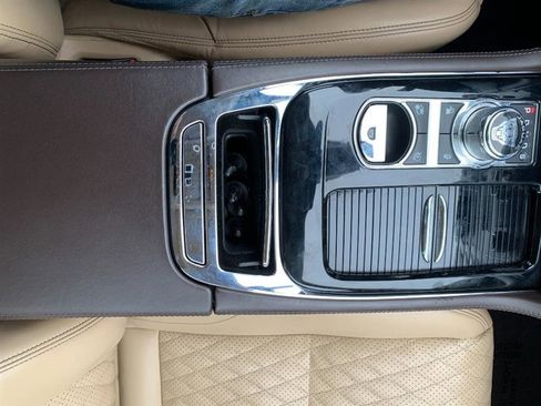 Used 2016 Jaguar XJ L Portfolio image 31