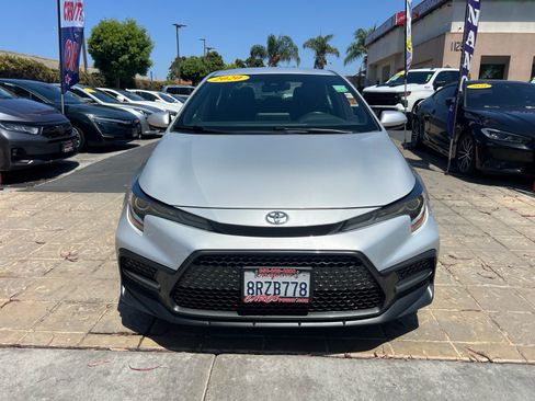 Used 2020 Toyota Corolla SE FWD image 3