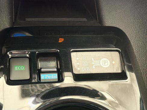 Used 2024 Nissan Leaf SV Plus FWD image 26