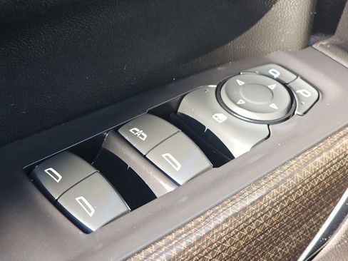 Used 2021 Chevrolet Silverado 1500 RST image 28