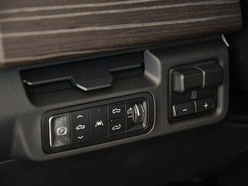 New 2025 GMC Sierra EV Denali AWD/4WD image 25