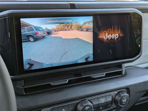 New 2026 Jeep Gladiator Sport AWD/4WD image 20