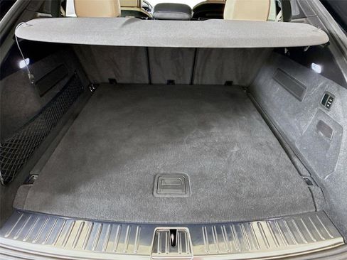 Used 2025 Porsche Cayenne Turbo image 28