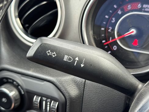 Used 2021 Jeep Wrangler Unlimited Rubicon image 17