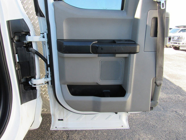 Used 2018 Ford F550 4x4 SuperCab Super Duty image 33