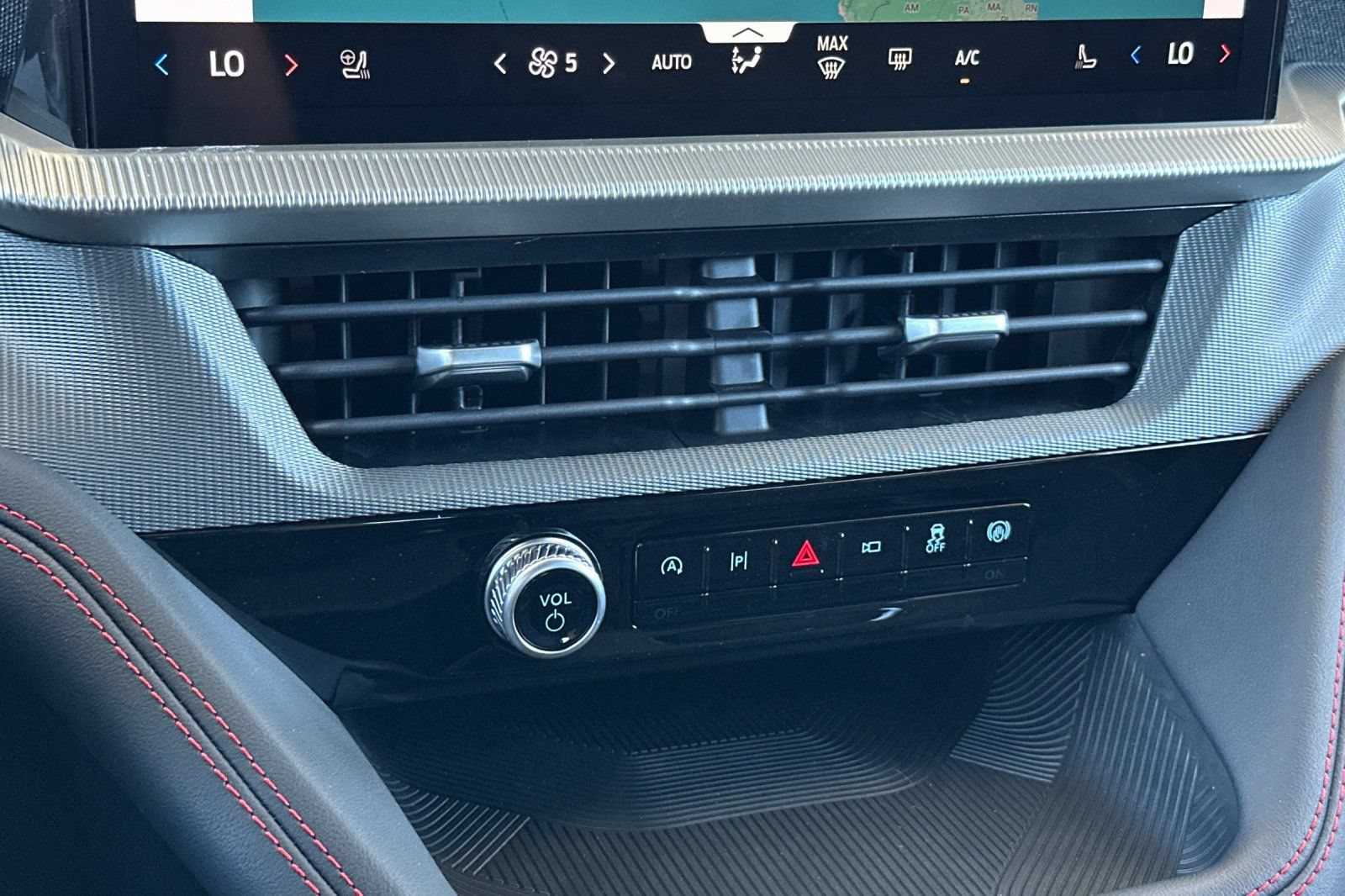 New 2025 Ford Explorer ST-Line RWD image 21
