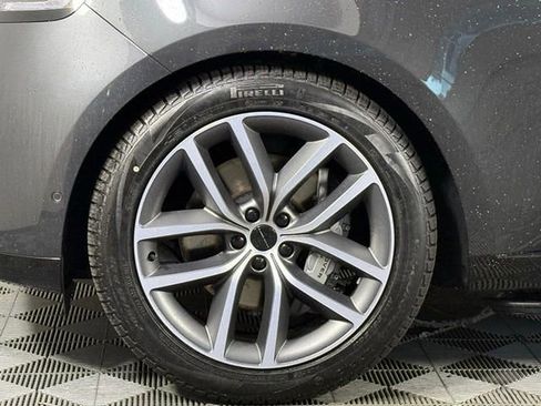 New 2026 Land Rover Range Rover Long Wheelbase SE AWD/4WD image 13