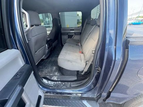 Used 2018 Ford F150 XLT w/ Equipment Group 302A Luxury AWD/4WD image 17
