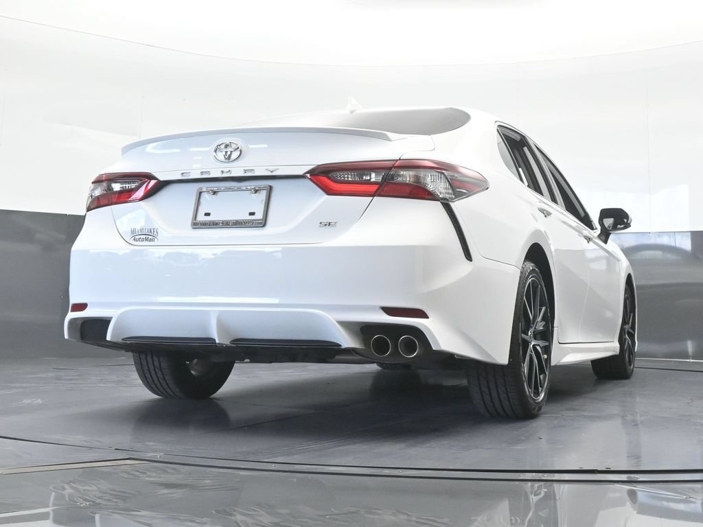 Used 2022 Toyota Camry SE w/ Convenience Package FWD image 59
