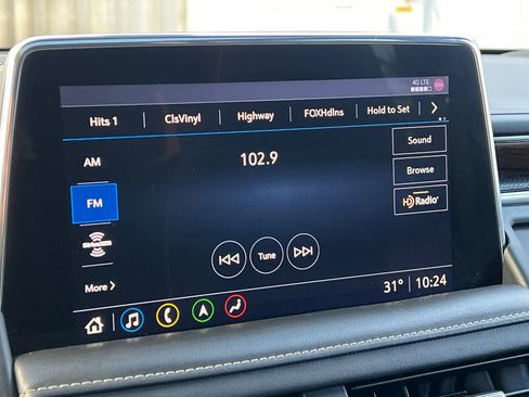 Used 2021 Chevrolet Tahoe Premier w/ Premium Package image 20